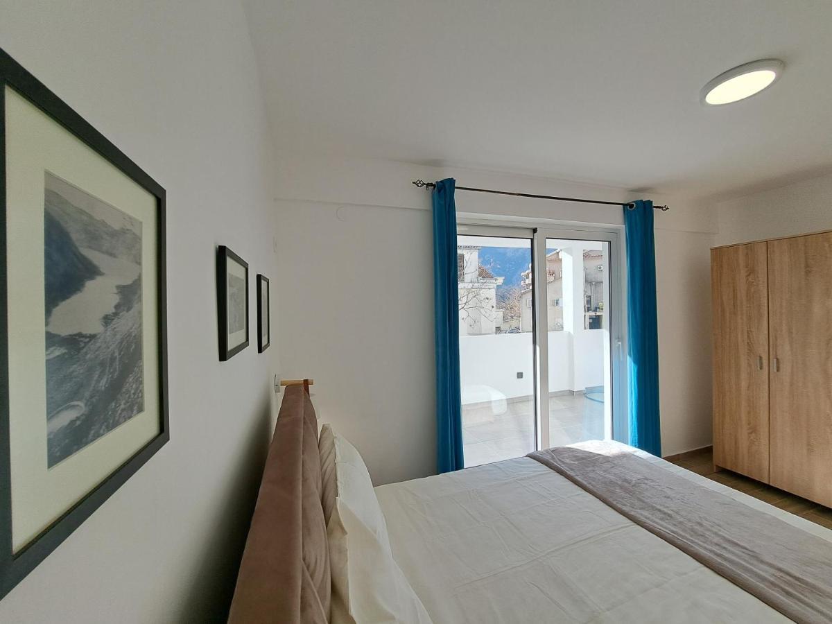 Paun Apartment Cattaro Esterno foto