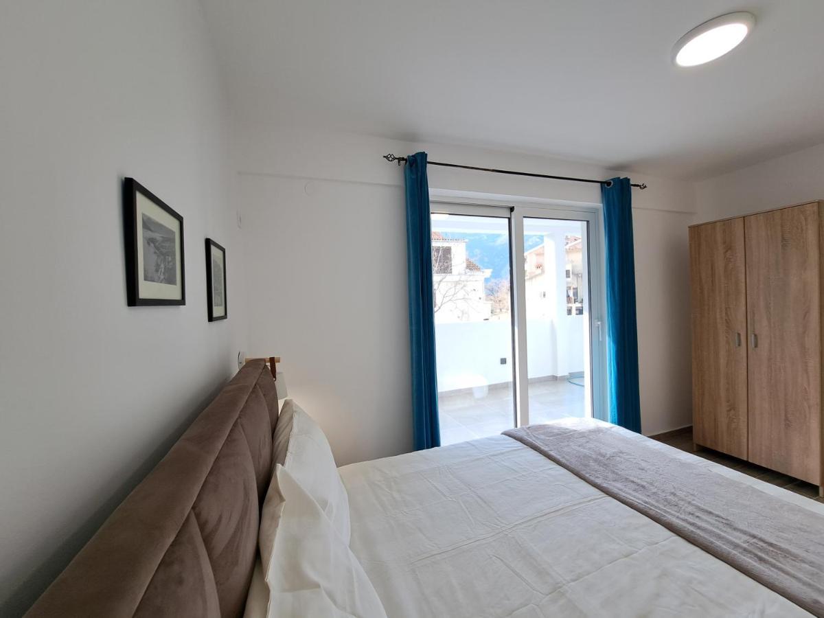 Paun Apartment Cattaro Esterno foto