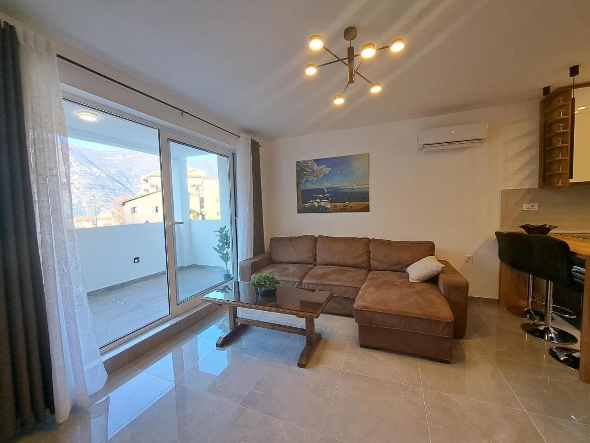 Paun Apartment Cattaro Esterno foto