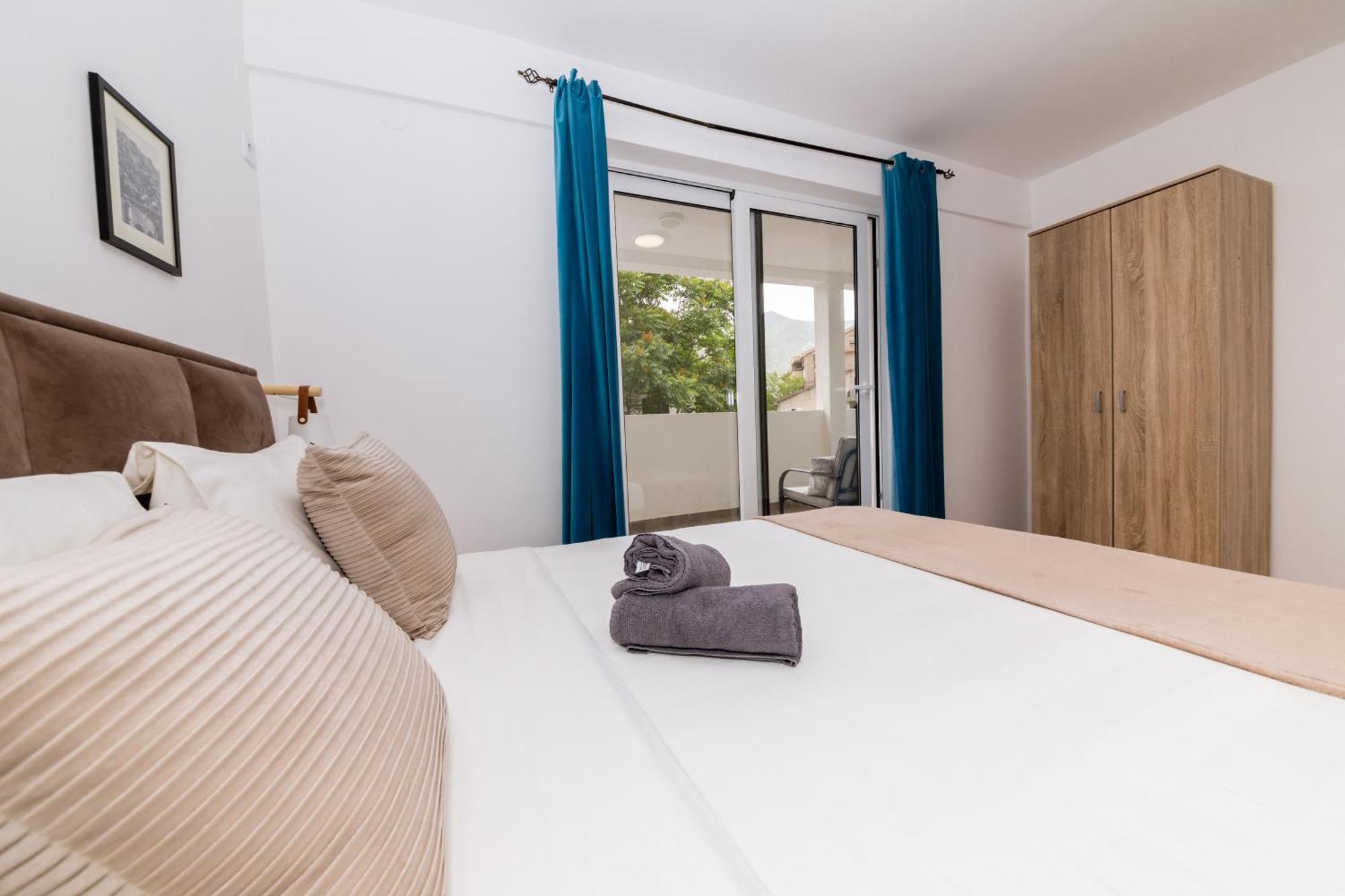 Paun Apartment Cattaro Esterno foto